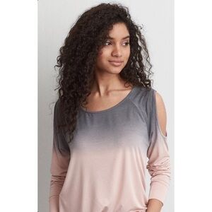 American Eagle Soft & Sexy Cold Shoulder Pink Gray Ombré Top